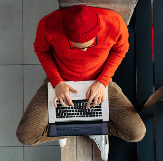 Write Effective Job Descriptions That Bring in Top Candidates