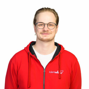 Niilo Mäkinen - TalentAdore